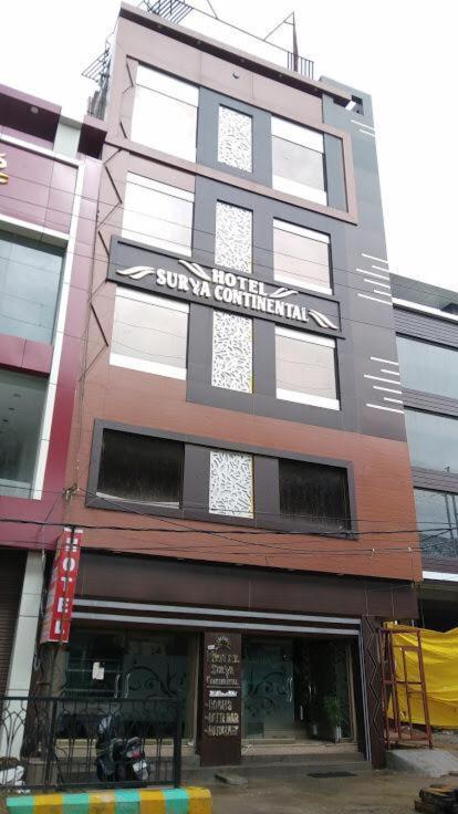 Hotel Surya Continental Lucknow Eksteriør billede
